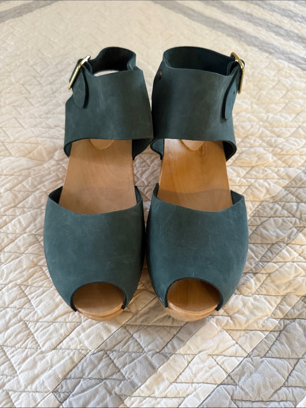 Women’s Open-Toe Ankle Strap Sandals in Dark Green